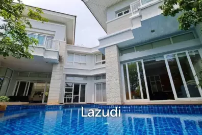 Chic Ocean View Villa in Bang Lamung Chonburi