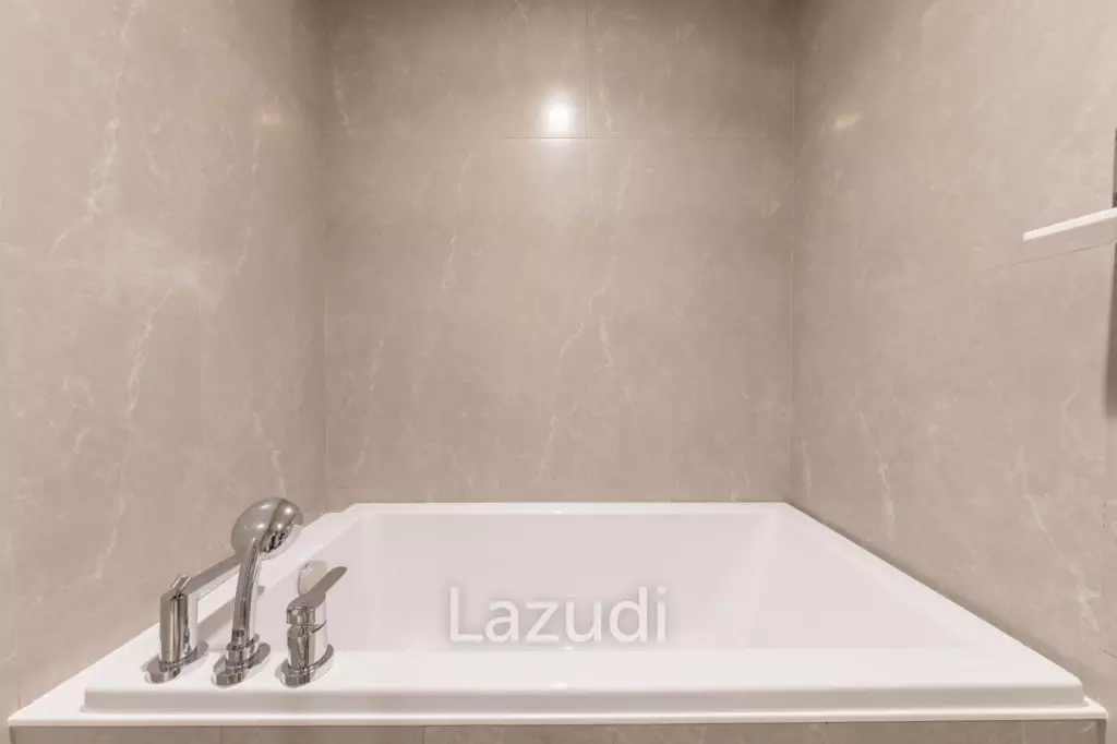 2 Bed Plus 2 Bath 89.54 SQ.M The Issara Sathorn