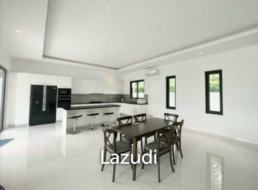 900 Sqm 3 Bed 3 Bath Villa For Sale