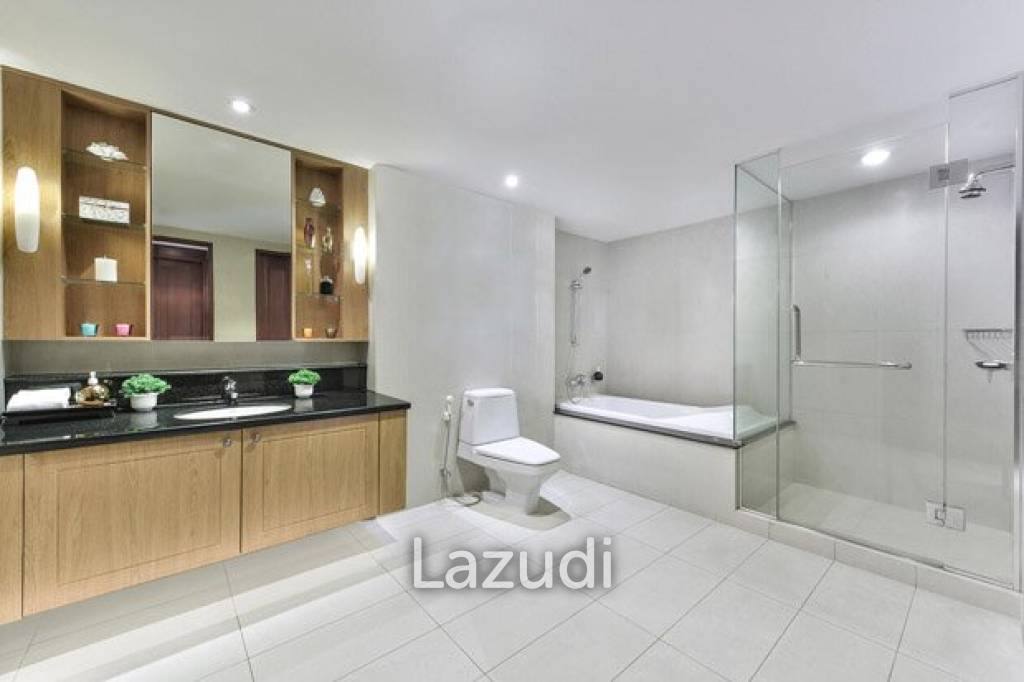 1 bed EXECUTIVE SUITE 87SQM Centre Point Sukhumvit Thong Lo