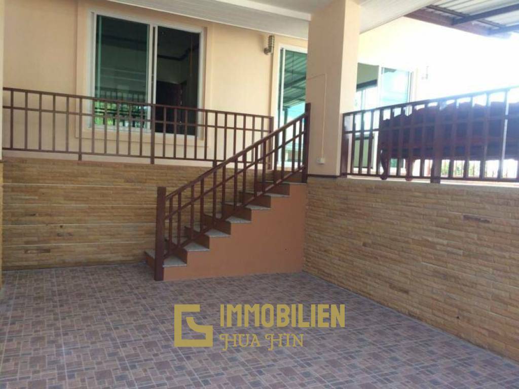 182 metro cuadrado 2 ` 2 Baño Villa de Venta