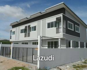 Modern Townhome 2 Storey in Hua Hin