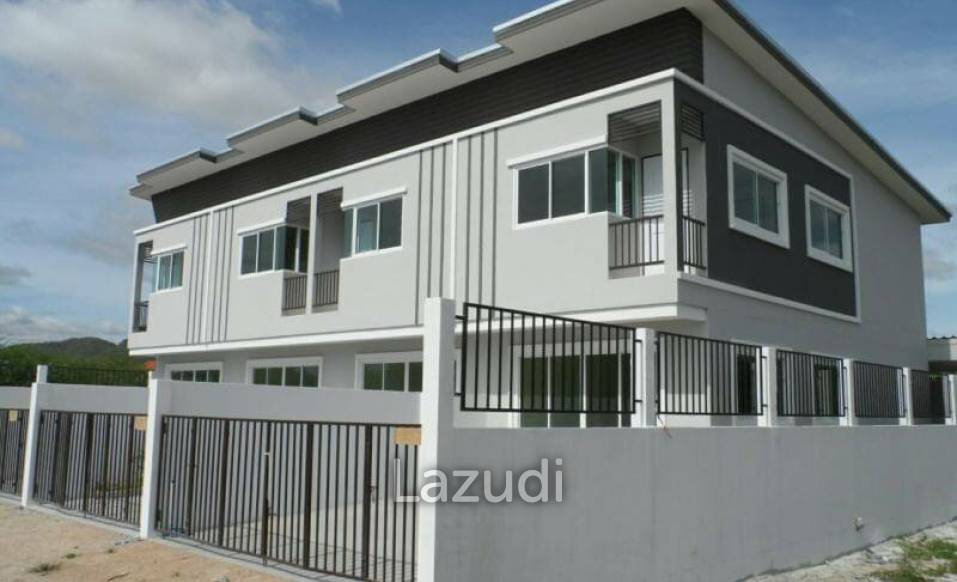 Modern Townhome 2 Storey in Hua Hin