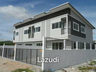 Modern Townhome 2 Storey in Hua Hin