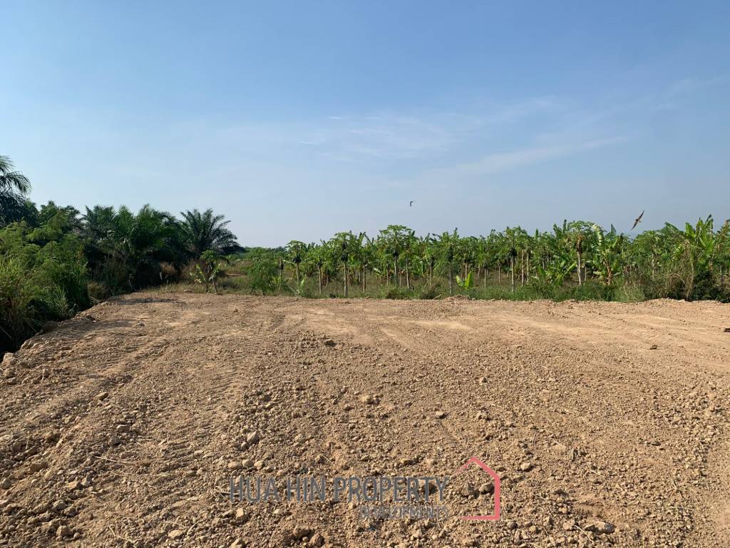 2 Rai (3,200 SQ.M.) land Hua hin soi 112 (close to by-pass road)