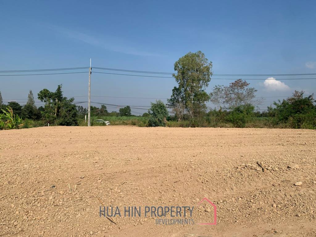 2 Rai (3,200 SQ.M.) land Hua hin soi 112 (close to by-pass road)