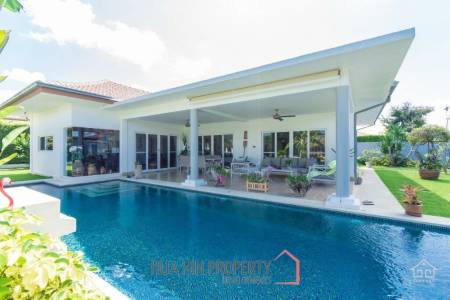 Well Maintained 4 bedroom / 4 Bathroom Pool Villa on large Plot