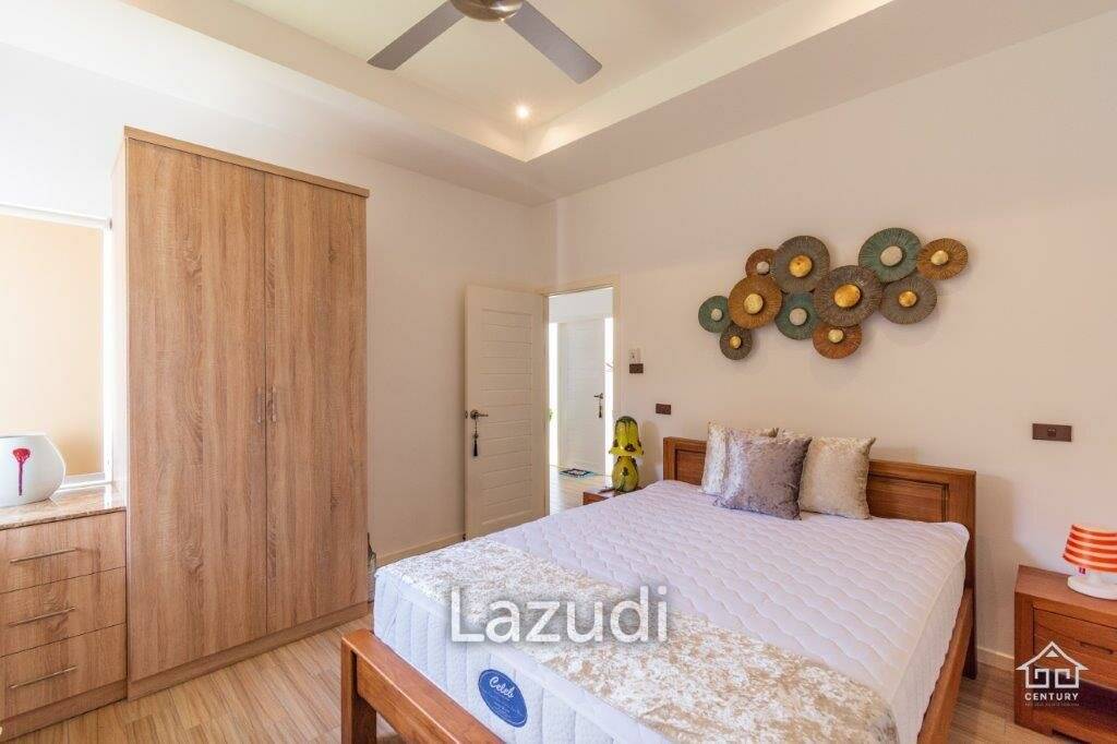 Well Maintained 4 bedroom / 4 Bathroom Pool Villa on large Plot