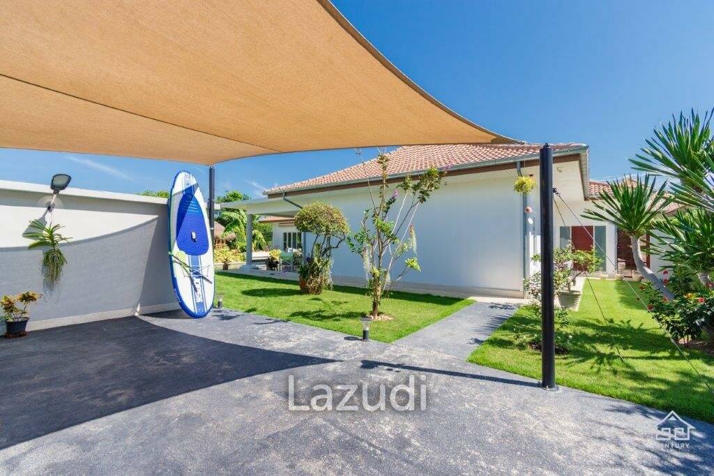 Well Maintained 4 bedroom / 4 Bathroom Pool Villa on large Plot