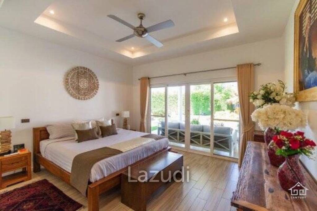 Well Maintained 4 bedroom / 4 Bathroom Pool Villa on large Plot