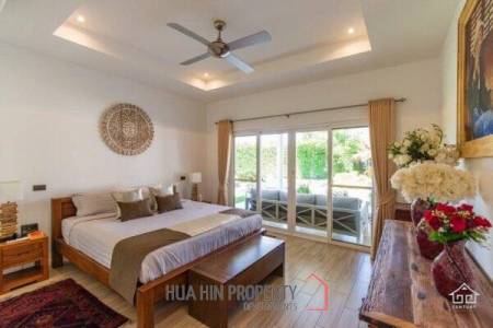 Well Maintained 4 bedroom / 4 Bathroom Pool Villa on large Plot
