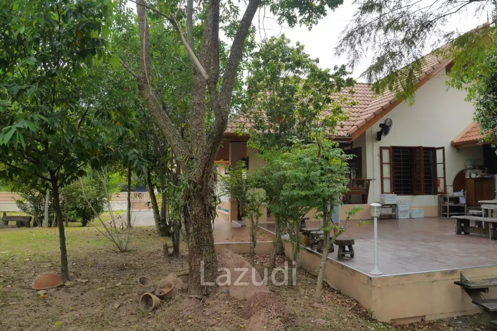 Detached House in San Sai
