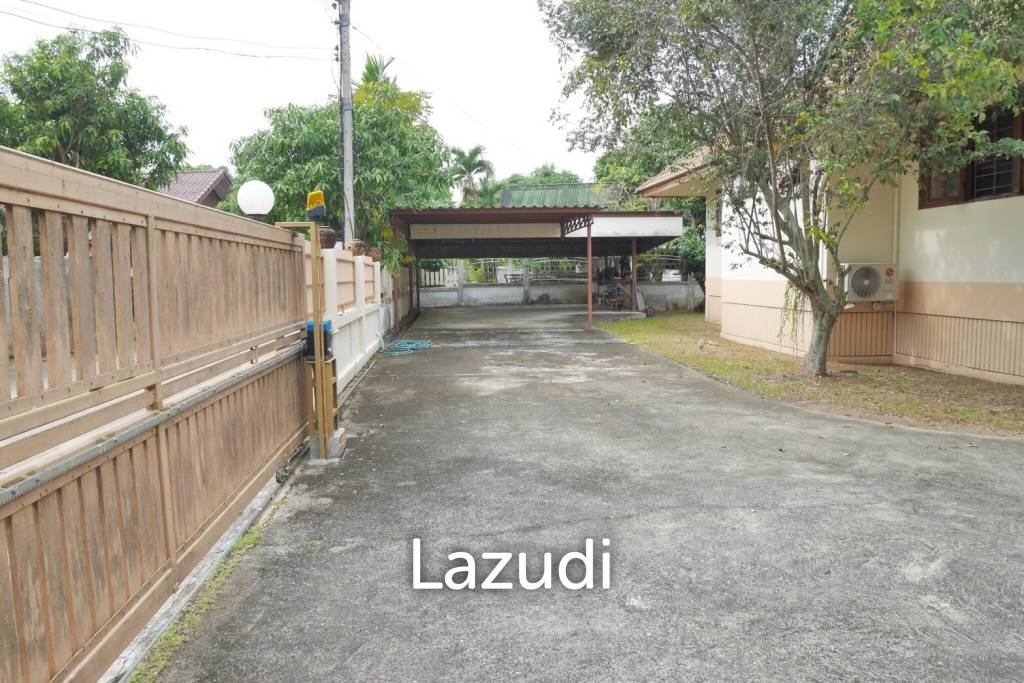 Detached House in San Sai