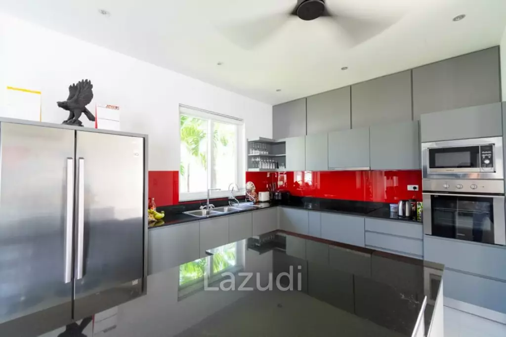 Luxury Villa for Sale in Falcon Hill Hua Hin - 15.5M THB