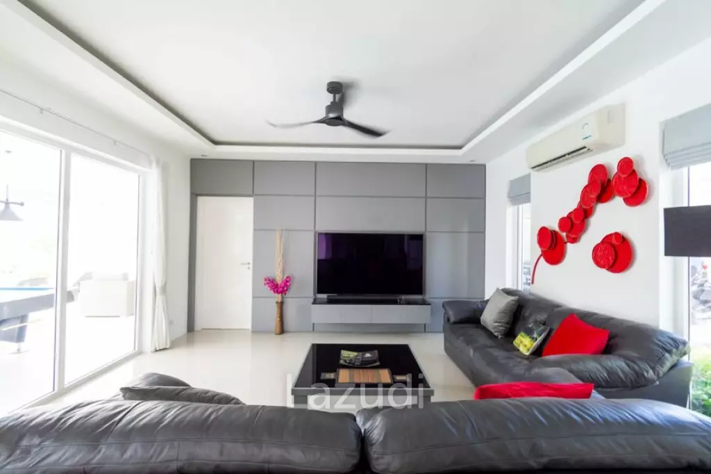 Luxury Villa for Sale in Falcon Hill Hua Hin - 15.5M THB