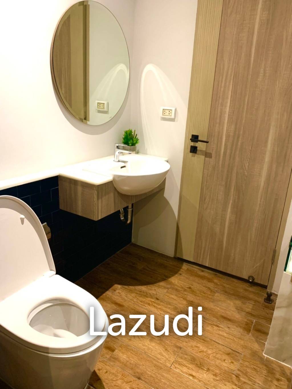 Paragon 31 Serviced Apartment For Rent in Downtown