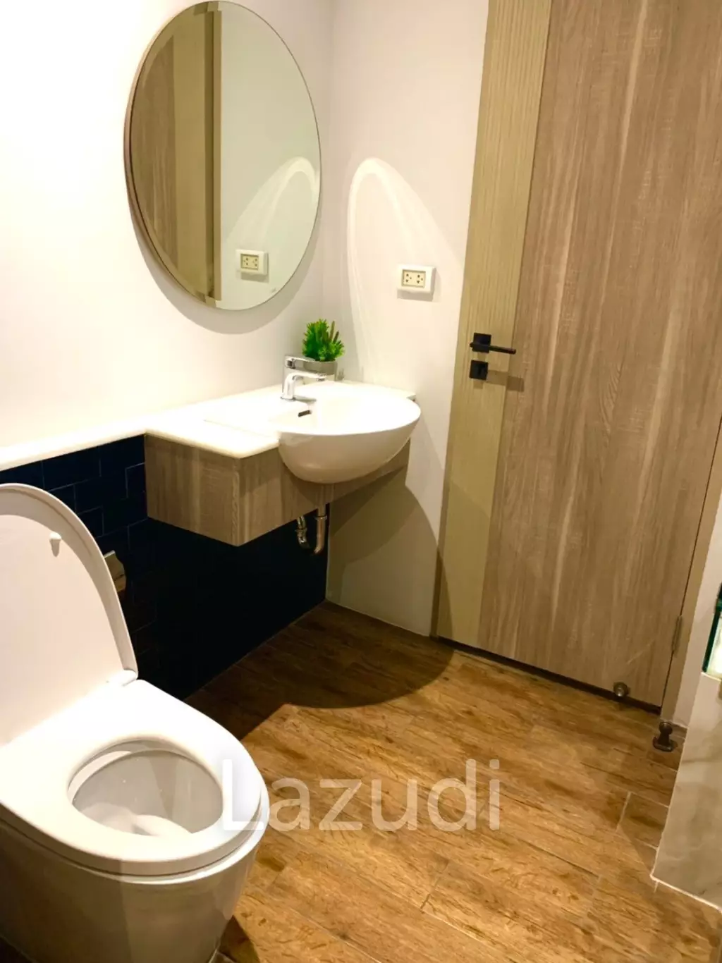 Paragon 31 Serviced Apartment For Rent in Downtown