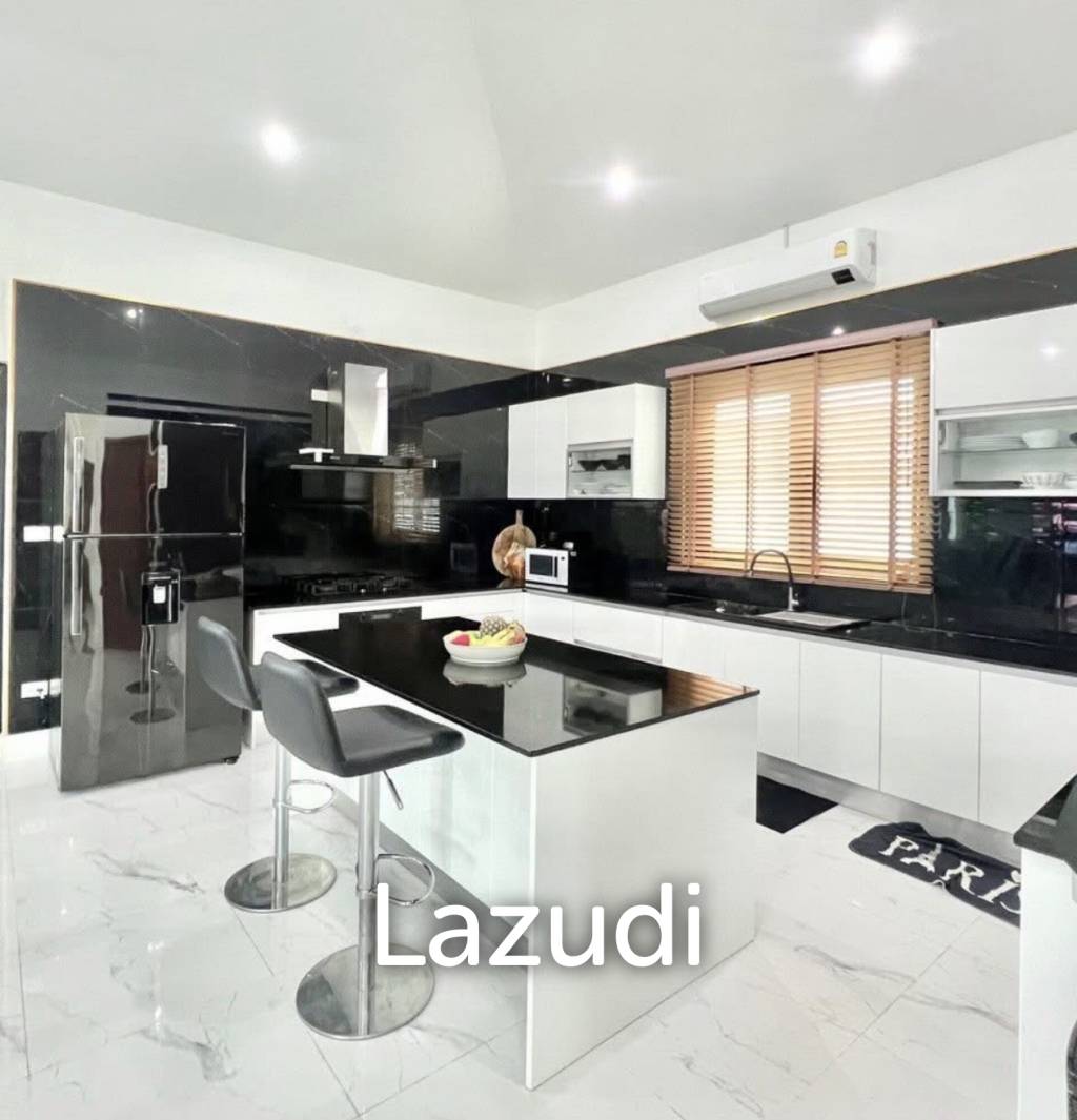 1,784 Sqm 5 Bed 6 Bath Villa For Sale