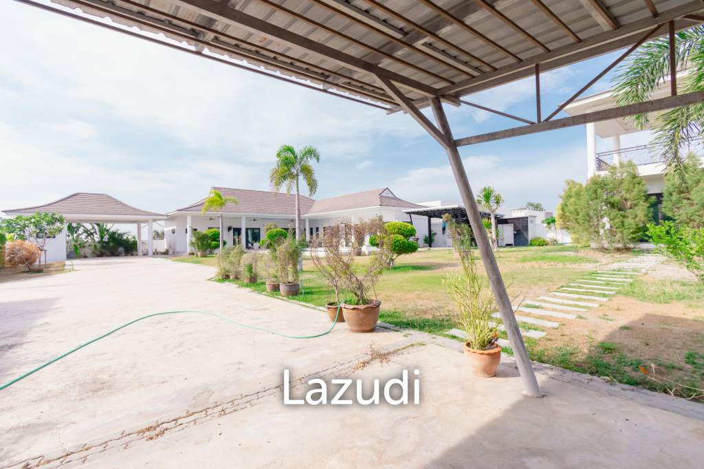 DESTINY : Modern 5 Bed pool Villa on large land plot