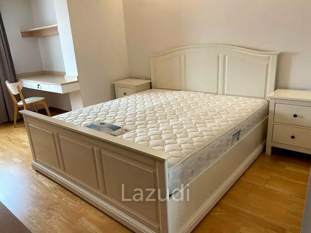 3 Beds 3 bath 99 sqm Residence 52 Condominium For Sale + Rent