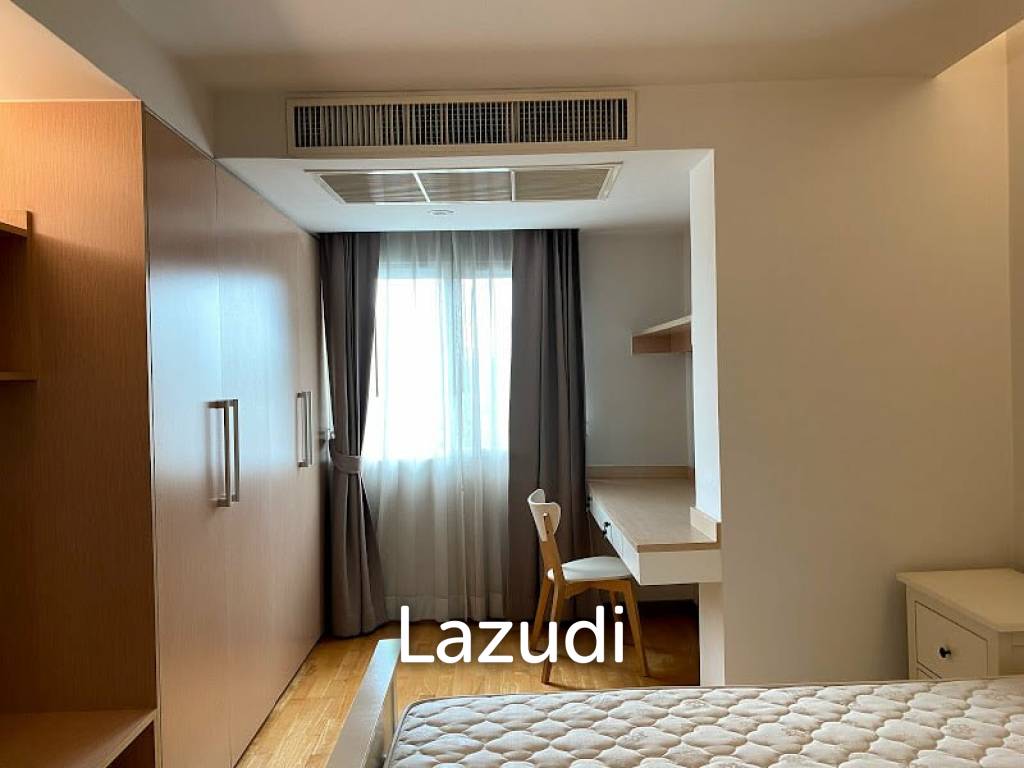 3 Beds 3 bath 99 sqm Residence 52 Condominium For Sale + Rent