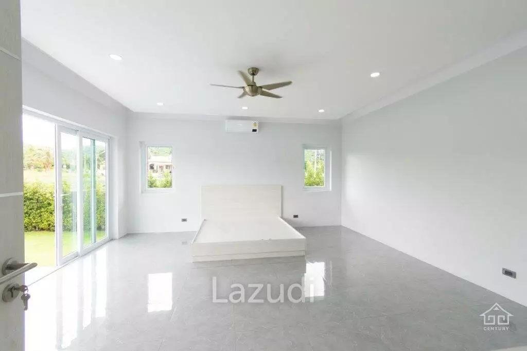 New great quality modern 4 bed pool villa
