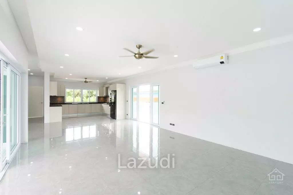 New great quality modern 4 bed pool villa