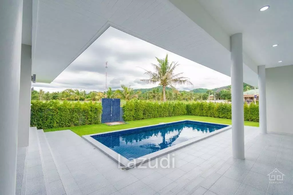 New great quality modern 4 bed pool villa