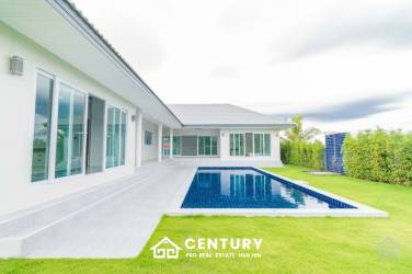  4 Seng 4 Bad Villa for Salg
