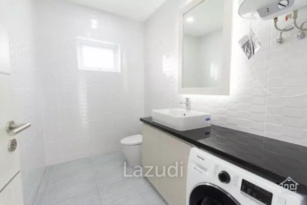 New great quality modern 4 bed pool villa