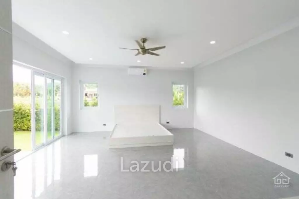 New great quality modern 4 bed pool villa