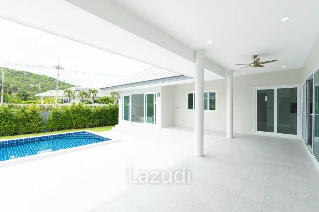 2 Villas for sale, ideal for 1 big family, 2 families or for Investment