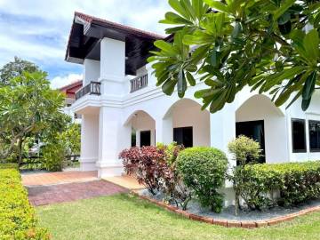 House for Rent at HinWong Nivet