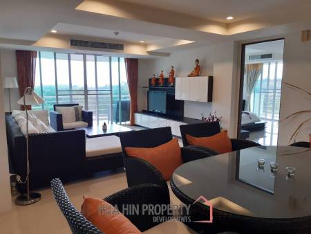 Beautiful spacious 3 Bedroom Condo at Sea Ridge