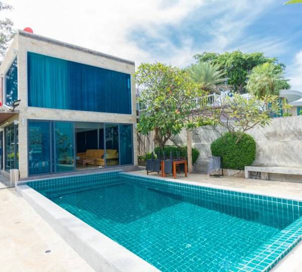 Absolute beachfront Pool villa near Khao Kalok Absolute beachfront Pool villa near Khao Kalok