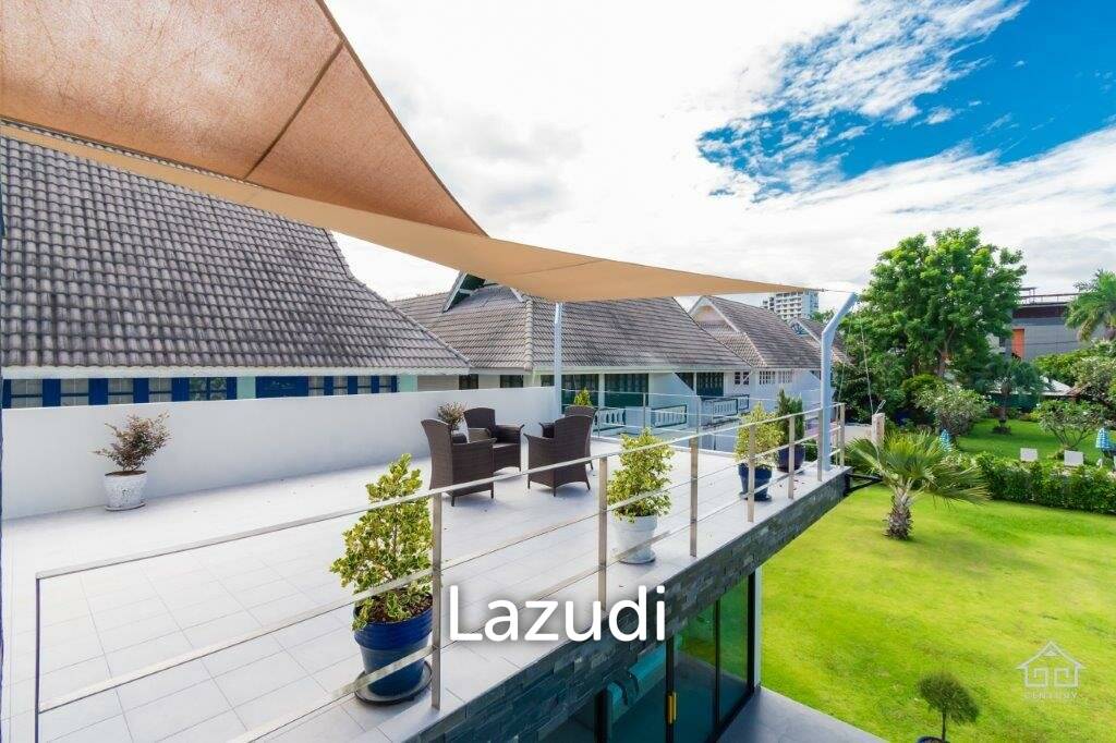 Luxury Modern 2 storey 3 bed pool villa very close to Kao Takieb Beach