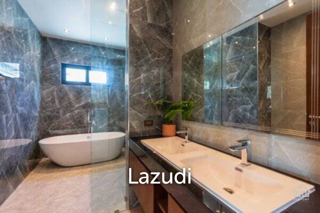 Luxury Modern 2 storey 3 bed pool villa very close to Kao Takieb Beach