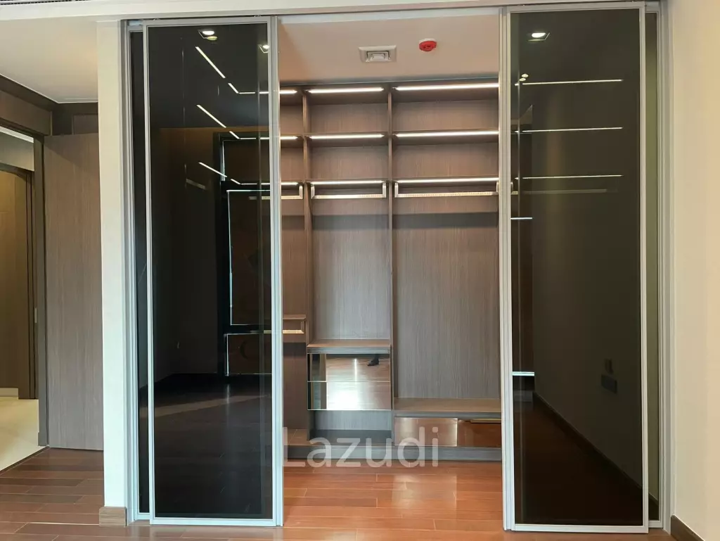 2 Bed  2 Bath 94 SQ.M. Q1 Sukhumvit