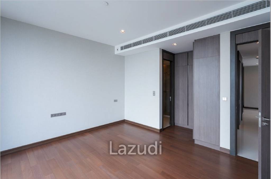 3 Bed 3 Bath 203.97 SQ.M Q1 Sukhumvit