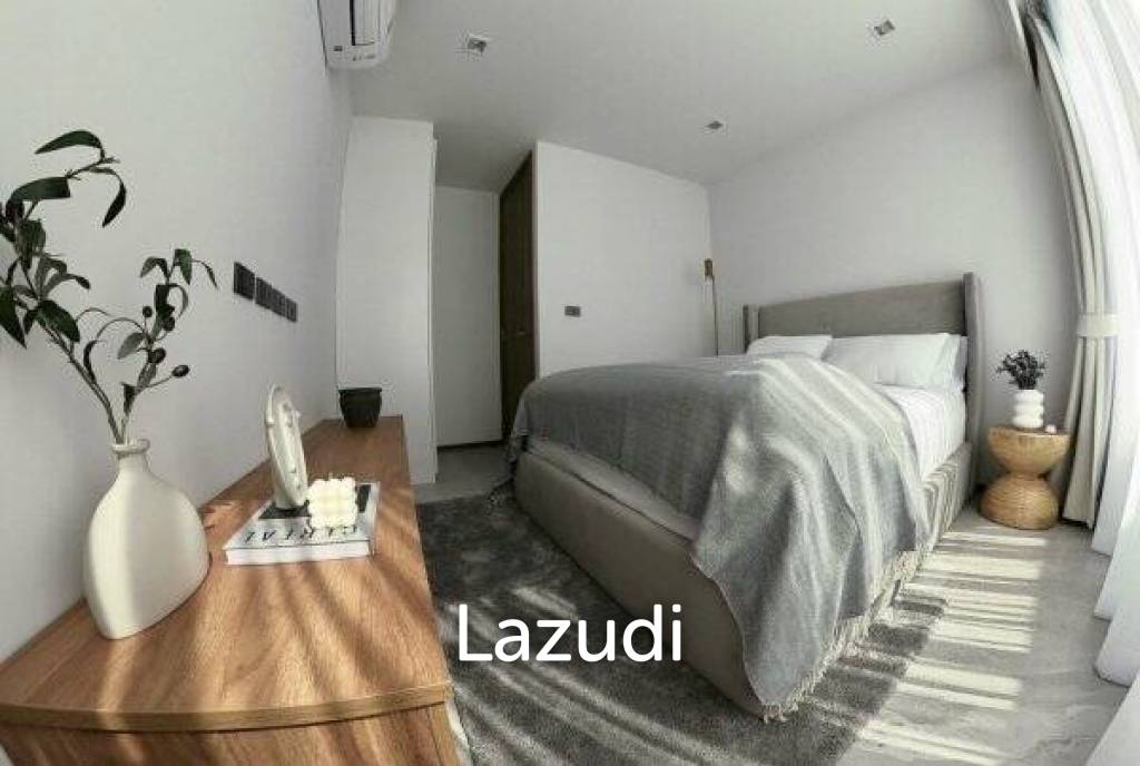 Beachfront Modern 4 bed pool villa