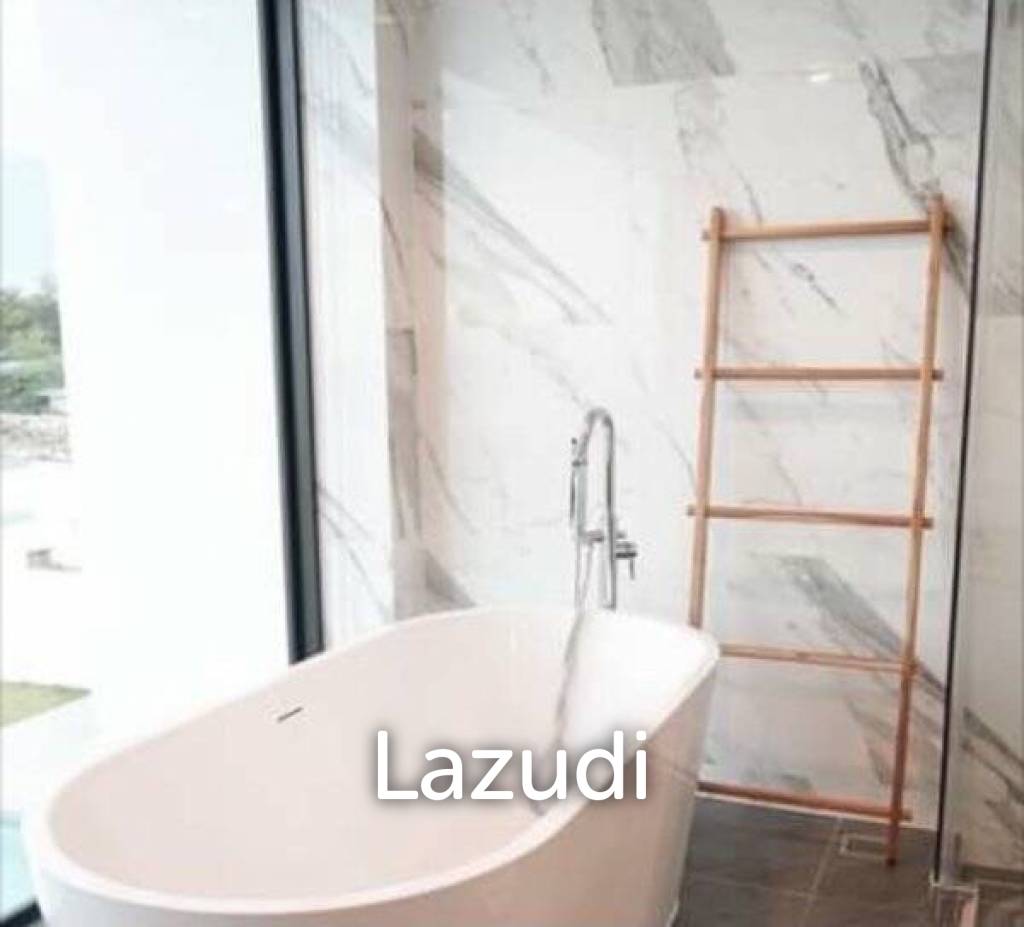 Beachfront Modern 4 bed pool villa