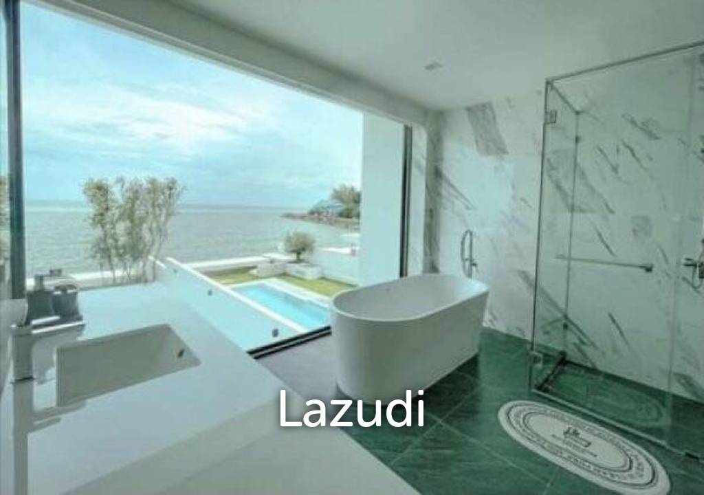 Beachfront Modern 4 bed pool villa