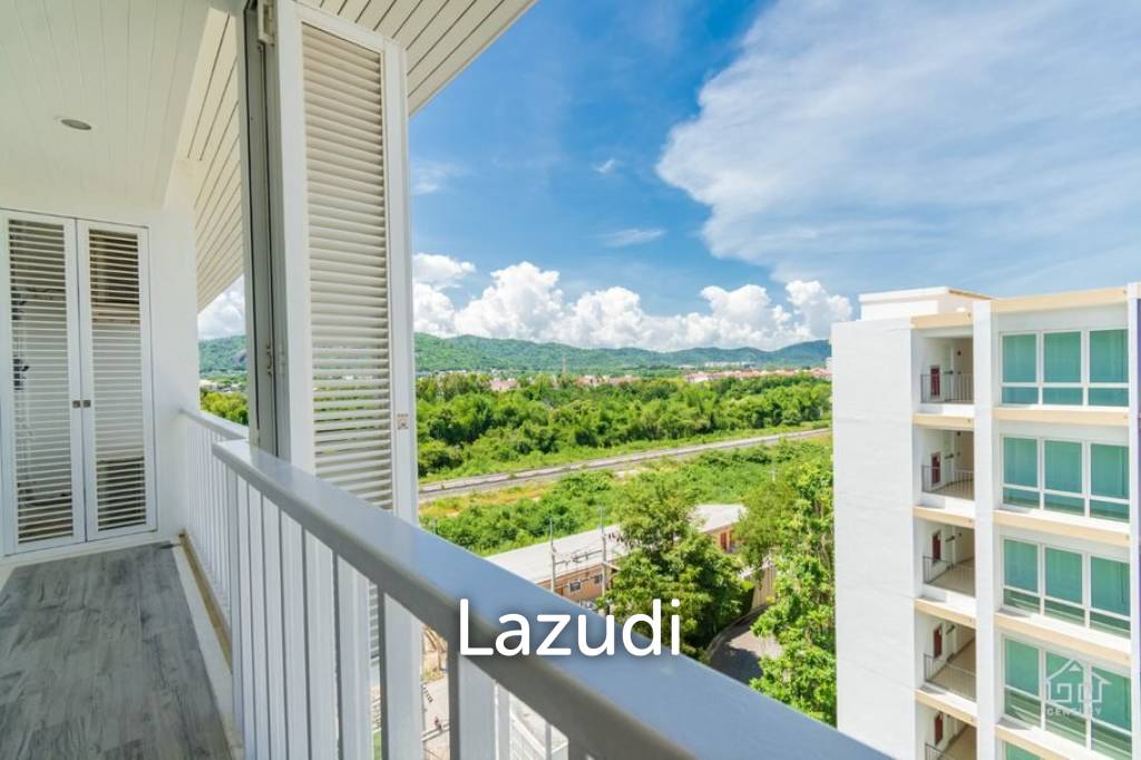 NEW RENOVATED CONDO  : Great Value 2 bed condo with nice views