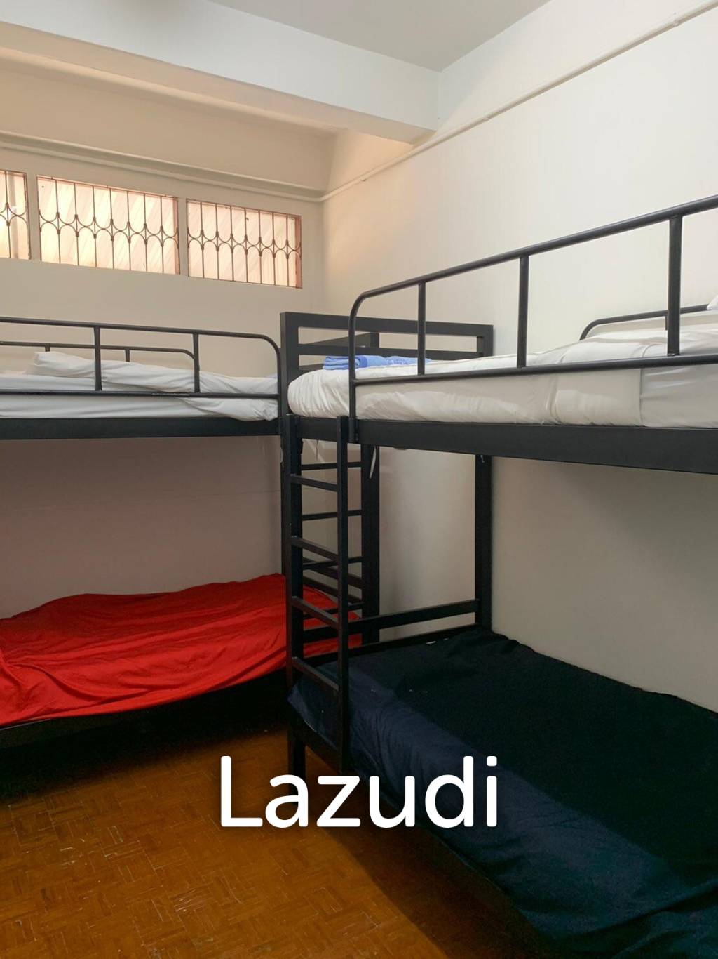 4 Bed 3 Bath Town House in Sukhumvit 15