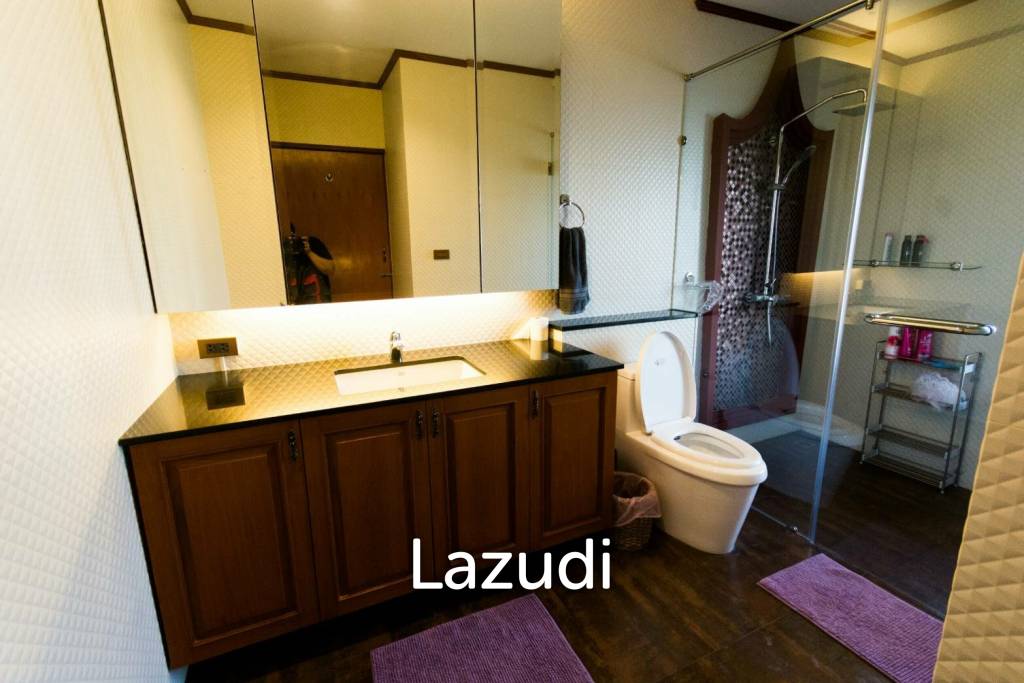 Teak House For Sale at Chateau Dale