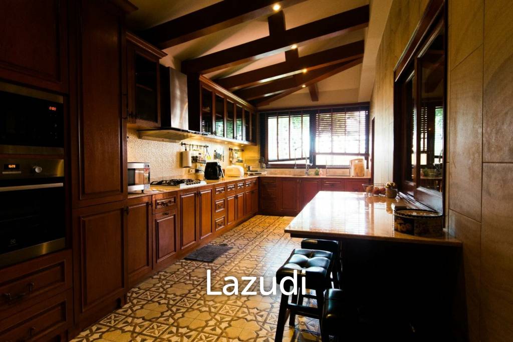 Teak House For Sale at Chateau Dale