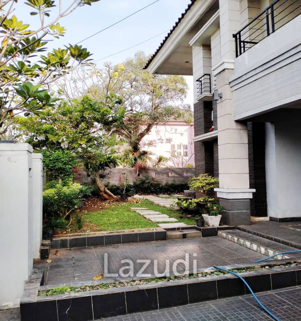 Rumah Dijual di BSD City Tangerang Selatan Dekat AEON Mall BSD dan Eka Hospital BSD