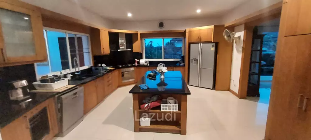 Modern Villa For Sell