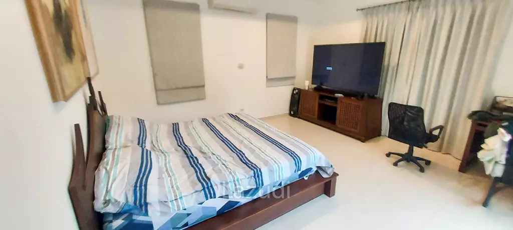 Modern Villa For Sell