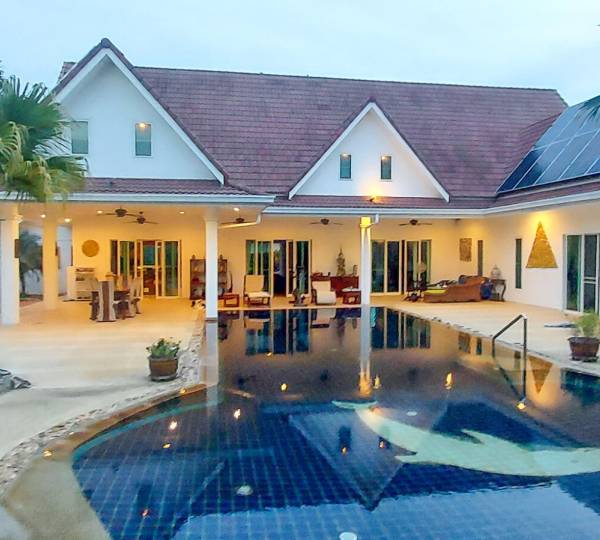 Modern Villa For Sell Modern Villa For Sell